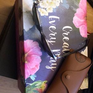 Rayban new wayfarer 2132